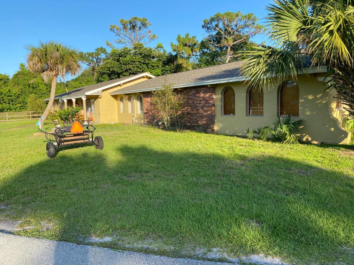 ホテル Oyo Family Ranch At Melbourne Fl エクステリア 写真