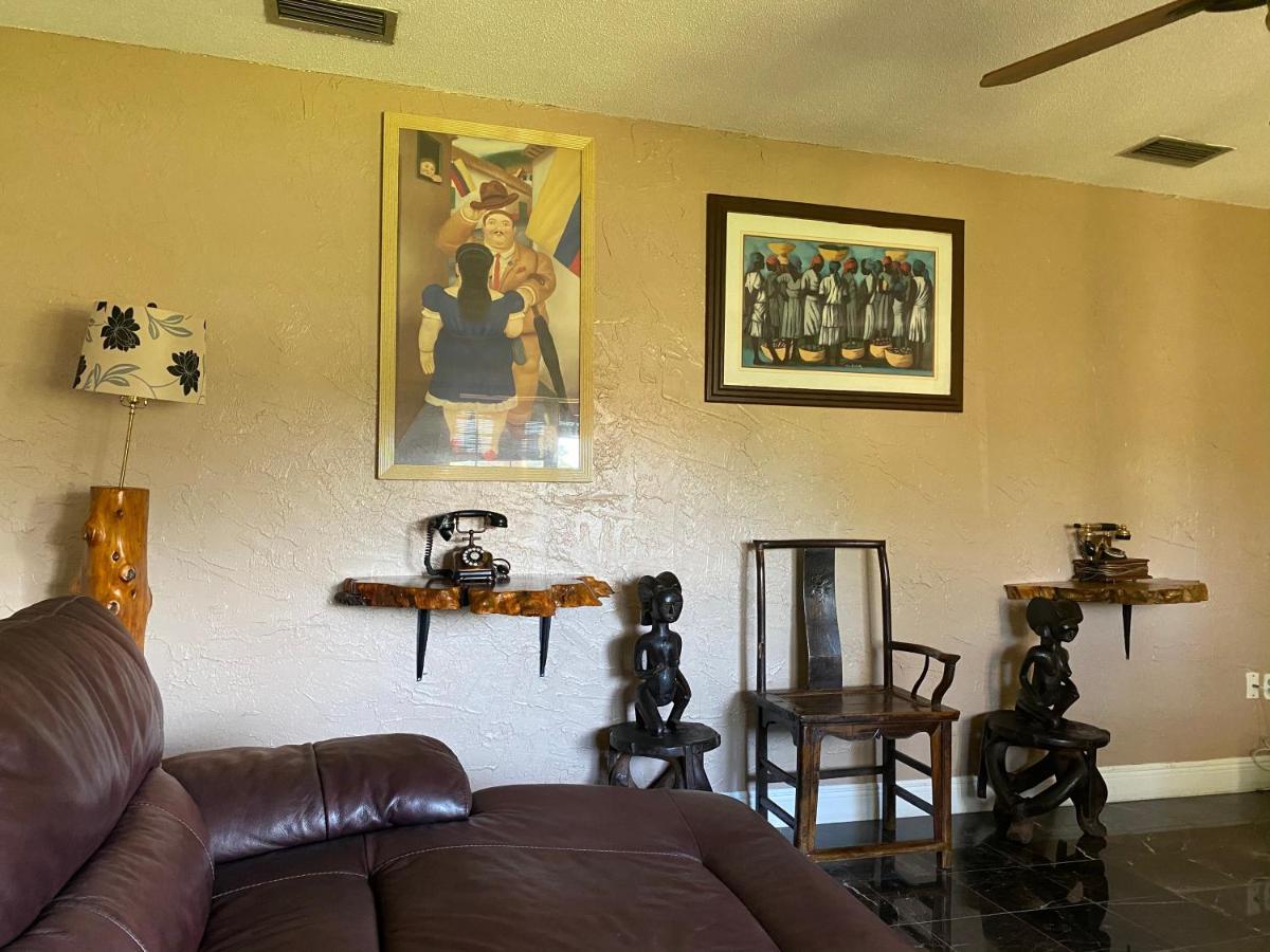 ホテル Oyo Family Ranch At Melbourne Fl エクステリア 写真