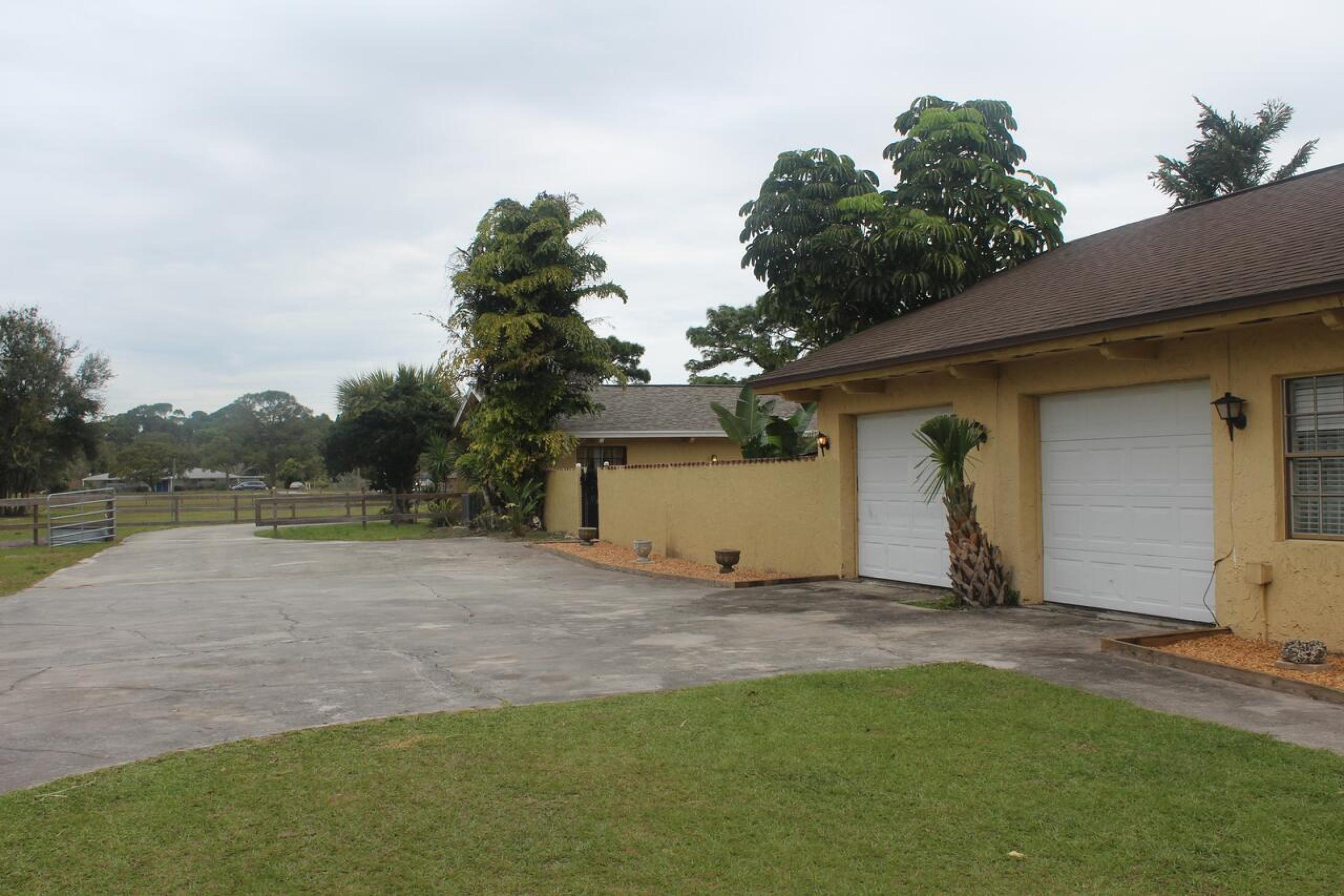 ホテル Oyo Family Ranch At Melbourne Fl エクステリア 写真