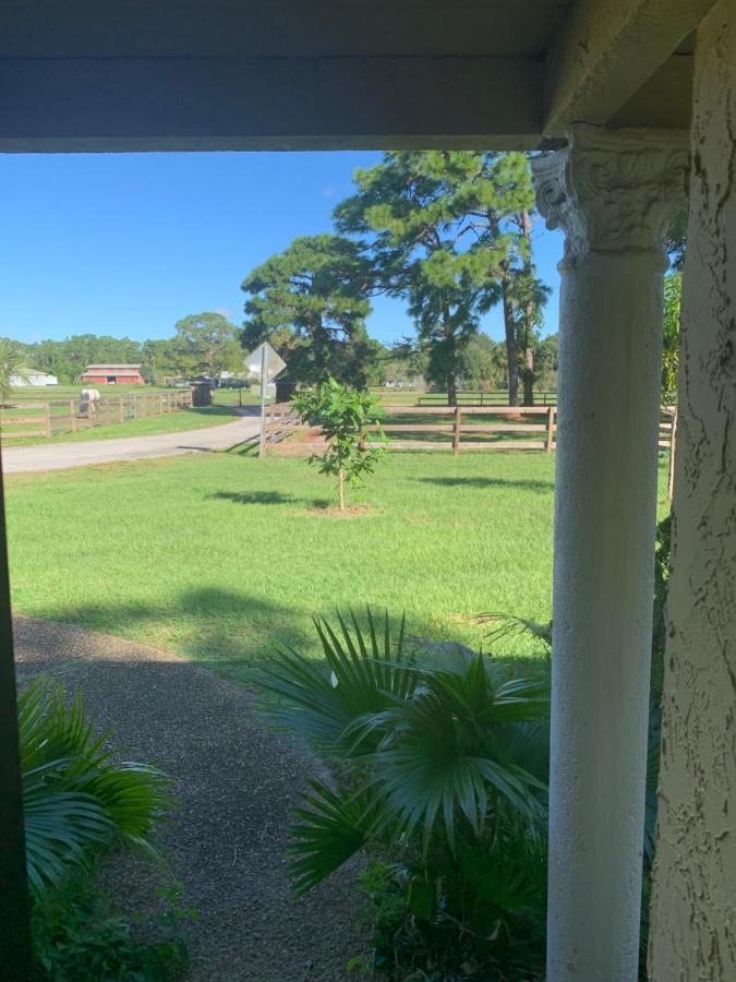 ホテル Oyo Family Ranch At Melbourne Fl エクステリア 写真