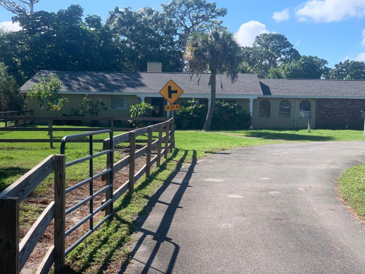 ホテル Oyo Family Ranch At Melbourne Fl エクステリア 写真